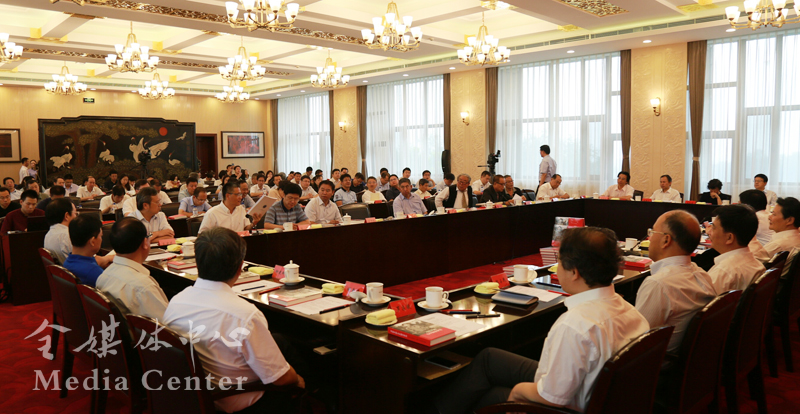 http:/wescms/sys/filebrowser/file.php?cmd=download&id=114635